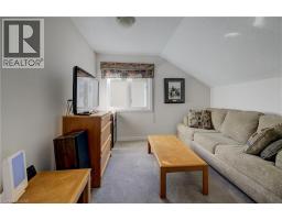 42 FINORO Crescent - 24