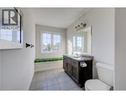 42 FINORO Crescent - 26