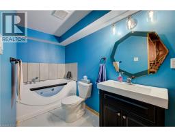 42 FINORO Crescent - 37