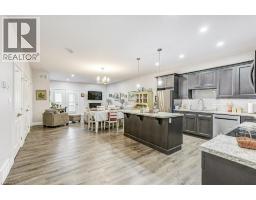 273 QUEEN Street W - 6