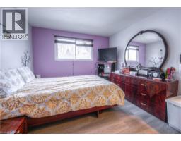 74 MARKWOOD Drive - 11