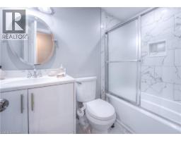 74 MARKWOOD Drive - 12