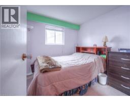 74 MARKWOOD Drive - 14