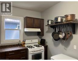 18 QUARRY Street - 7