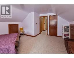 670 ELM Avenue N - 31