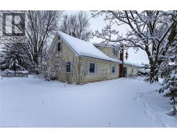 670 ELM Avenue N - 4