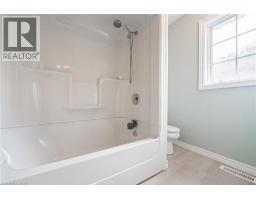 55 MORWICK Drive - 23