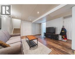 55 MORWICK Drive - 25