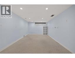 124 SOUTHWOOD Drive - 33