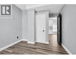 16 WEBLING Street - 21