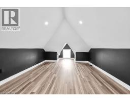 16 WEBLING Street - 24