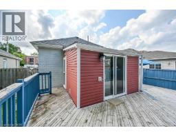 16 WEBLING Street - 30