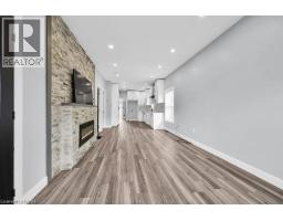 16 WEBLING Street - 4