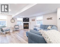 11 DIETRICH Crescent - 11