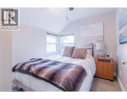 11 DIETRICH Crescent - 15