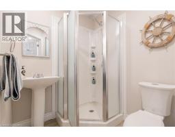 11 DIETRICH Crescent - 29