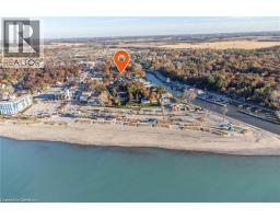 11 DIETRICH Crescent - 3