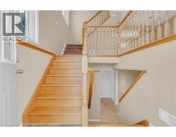 33 WELLINGTON S - 12