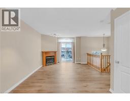 33 WELLINGTON S - 14