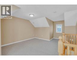 33 WELLINGTON S - 27