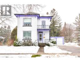 16 CENTRE Street - 2