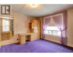 16 CENTRE Street - 29