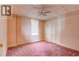 16 CENTRE Street - 30