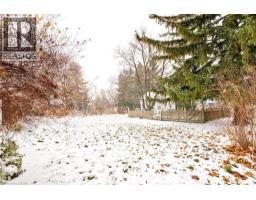 16 CENTRE Street - 39