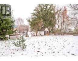 16 CENTRE Street - 41