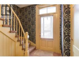 16 CENTRE Street - 5