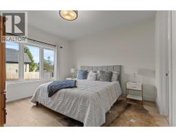 744 W NELSON Street W UnitNo. 31 - 16