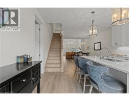 744 W NELSON Street W UnitNo. 31 - 20