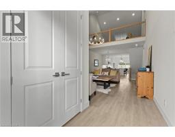 744 W NELSON Street W UnitNo. 31 - 4