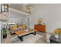 744 W NELSON Street W UnitNo. 31 - 7