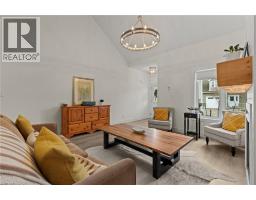 744 W NELSON Street W UnitNo. 31 - 8