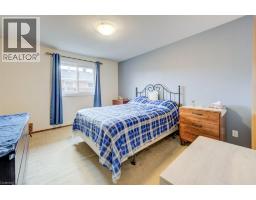 87 SOUTHWOOD Drive - 17