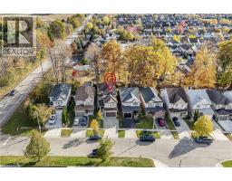 11 RENNER Drive - 39