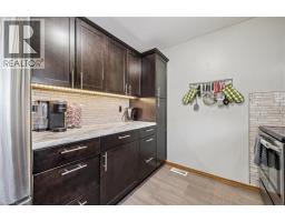 899 JAMES Street - 12