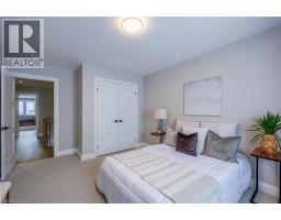 215 LAFAYETTE Street E - 15