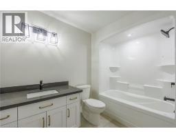 215 LAFAYETTE Street E - 18