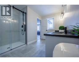 215 LAFAYETTE Street E - 22