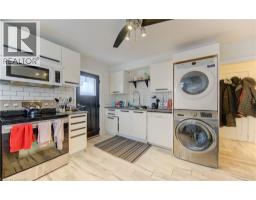 196 ALLEN Street E - 31