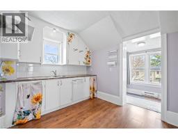 26 JAMES Street - 24