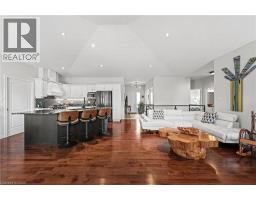 152 DEVONSHIRE Drive UnitNo. 18 - 20