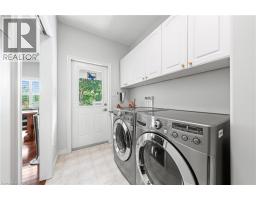 152 DEVONSHIRE Drive UnitNo. 18 - 32