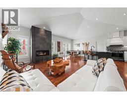 152 DEVONSHIRE Drive UnitNo. 18 - 6