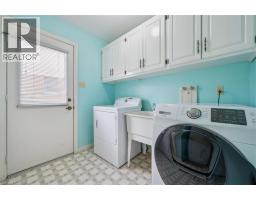 18 WOODVIEW Court - 14