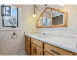 18 WOODVIEW Court - 26