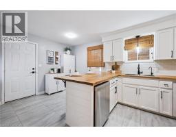 4 NORTHMANOR Crescent - 10