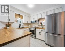 4 NORTHMANOR Crescent - 13